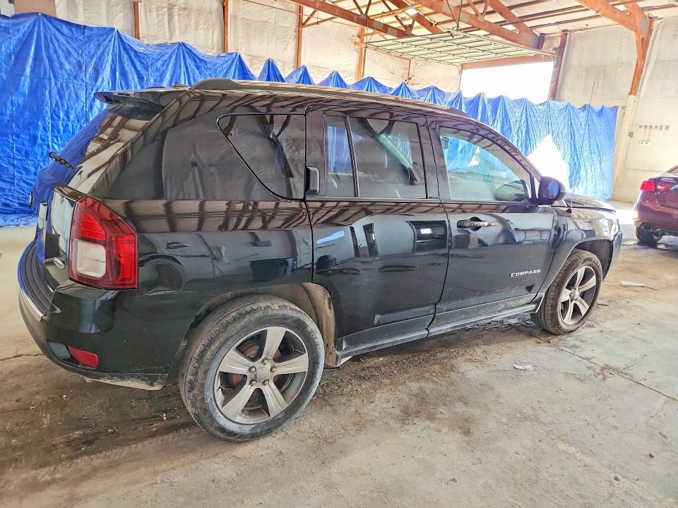 2017 Jeep Compass მანქანა იყიდება აუქციონზე, vin: 1C4NJCEBXHD185001, აუქციონის ნომერი: 56743016