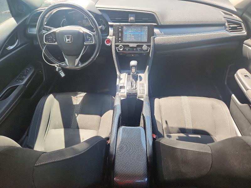 57672156 :رقم المزاد ، 2HGFC2F64JH029377 vin ، 2018 Honda Civic مزاد بيع