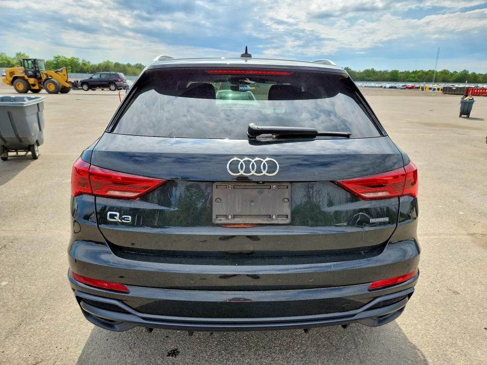 Продажа на аукционе авто 2021 Audi Q3, vin: WA1DECF31M1080652, номер лота: 57605386