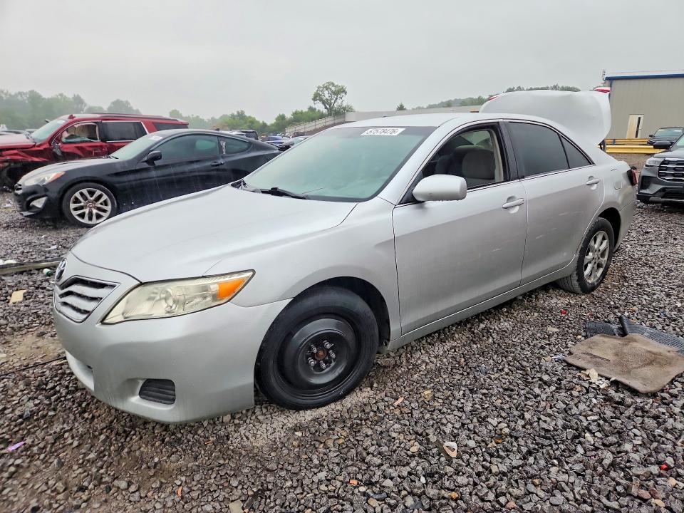 2011 Toyota Camry მანქანა იყიდება აუქციონზე, vin: 4T1BF3EK2BU690926, აუქციონის ნომერი: 57578476