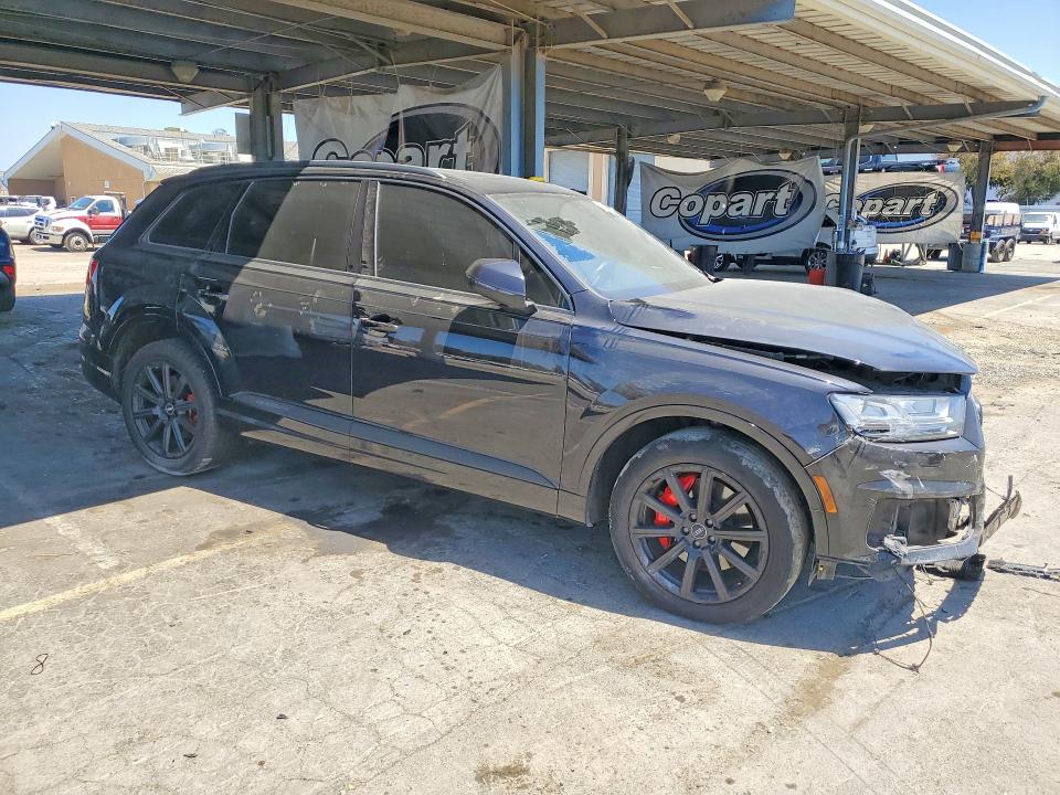 Продажа на аукционе авто 2017 Audi Q7, vin: WA1LAAF78HD008270, номер лота: 56519616