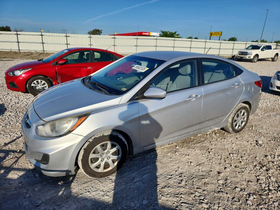 56682536 :رقم المزاد ، KMHCT4AE2EU611715 vin ، 2014 Hyundai Accent مزاد بيع