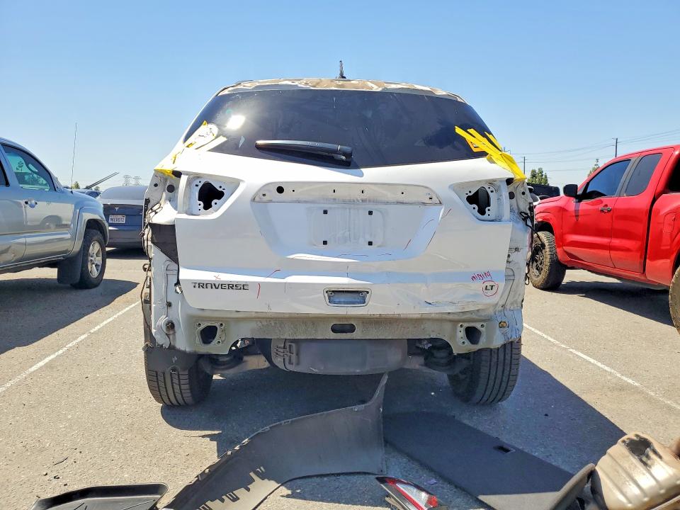Продажа на аукционе авто 2017 Chevrolet Traverse, vin: 1GNKRHKD9HJ180511, номер лота: 56540656