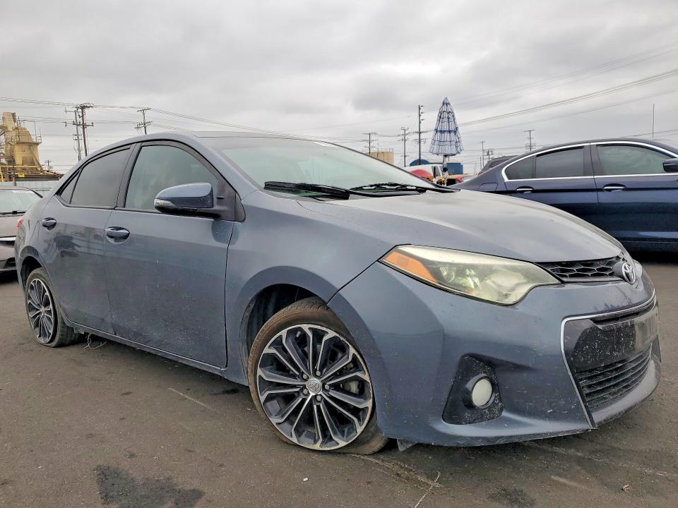 57891776 :رقم المزاد ، 5YFBURHE5GP437705 vin ، 2016 Toyota Corolla مزاد بيع