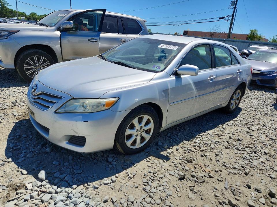2011 Toyota Camry მანქანა იყიდება აუქციონზე, vin: 4T1BF3EK2BU734939, აუქციონის ნომერი: 51528126