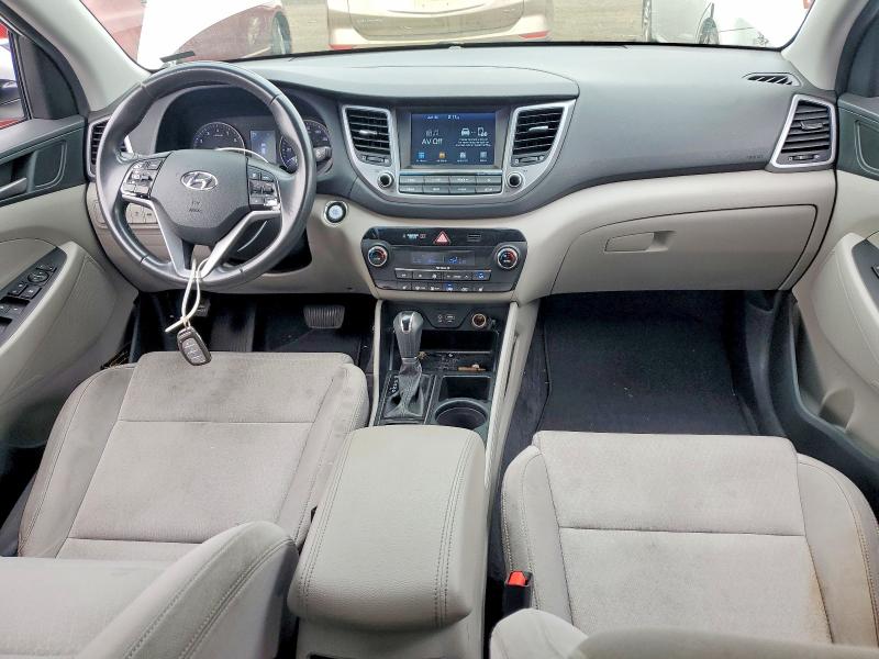 58962996 :رقم المزاد ، KM8J3CA23JU665882 vin ، 2018 Hyundai Tucson مزاد بيع