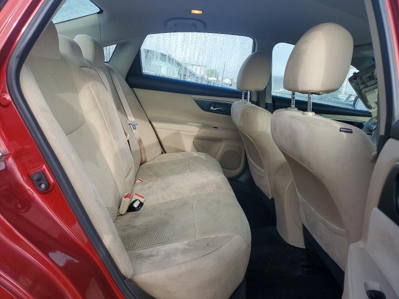 58607176 :رقم المزاد ، 1N4AL3AP5FC204413 vin ، 2015 Nissan Altima مزاد بيع