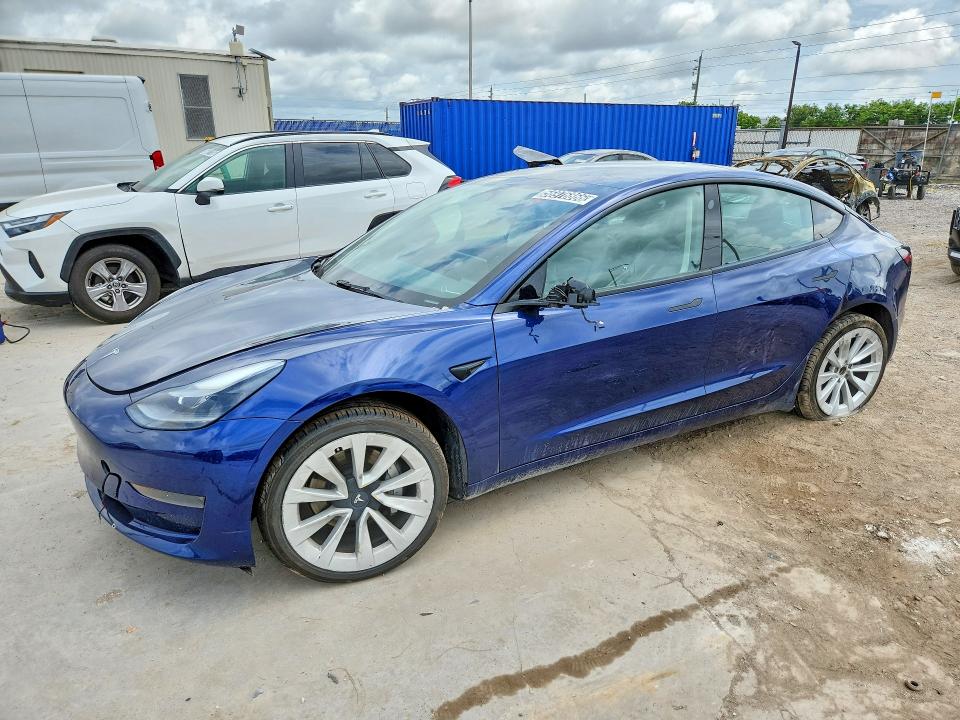 Auction sale of the 2022 Tesla Model 3, vin: 5YJ3E1EA7NF370506, lot number: 56976866