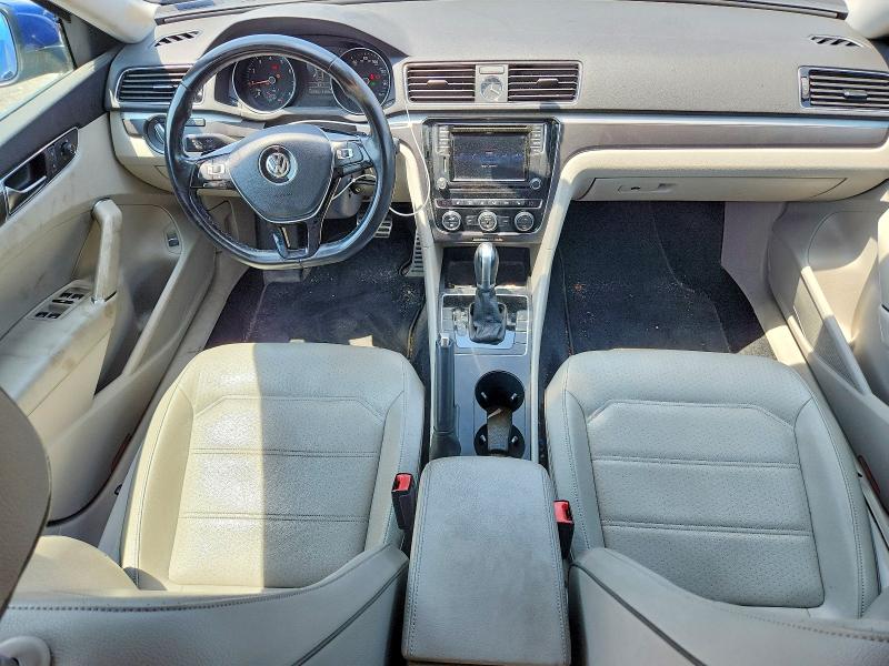85462295 :رقم المزاد ، 1VWDT7A34HC066407 vin ، 2017 Volkswagen Passat مزاد بيع