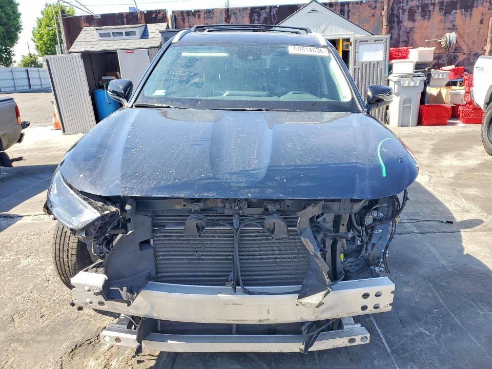 55914636 :رقم المزاد ، 5TDKDRBH9PS509273 vin ، 2023 Toyota Highlander مزاد بيع