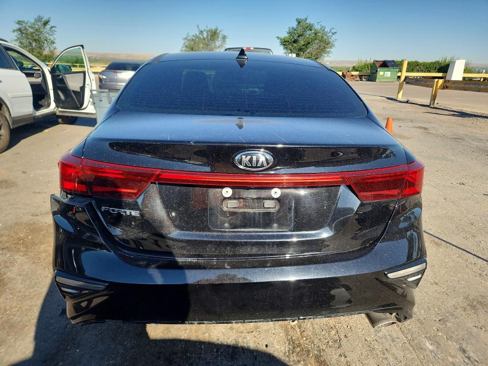 57193466 :رقم المزاد ، 3KPF24ADXME296798 vin ، 2021 Kia Forte مزاد بيع