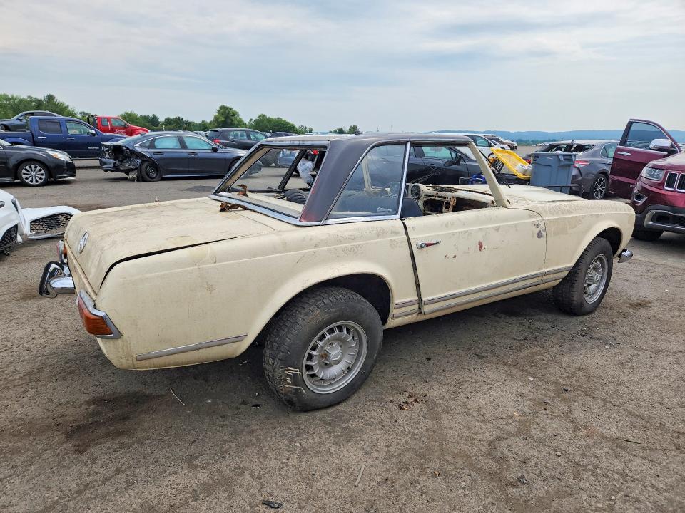 58144486 :رقم المزاد ، 11304310004672 vin ، 1967 Mercedes-benz Sl مزاد بيع