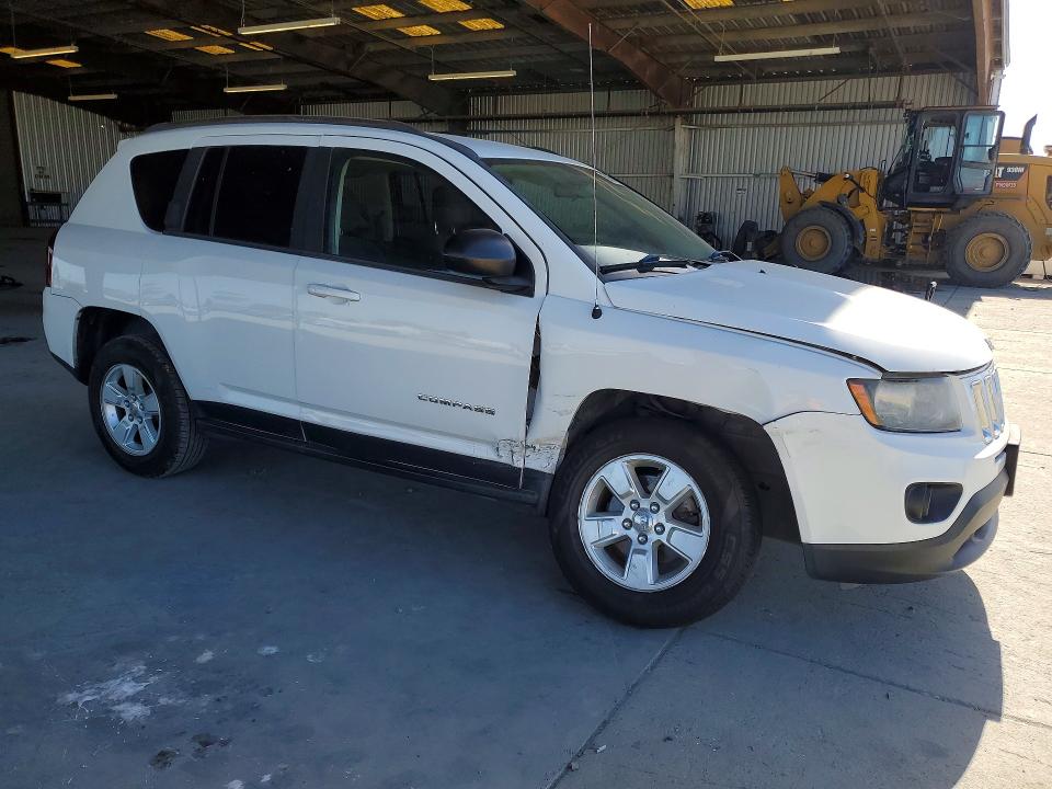 Продаж на аукціоні авто 2014 Jeep Compass, vin: 1C4NJCBAXED882191, номер лоту: 59014306