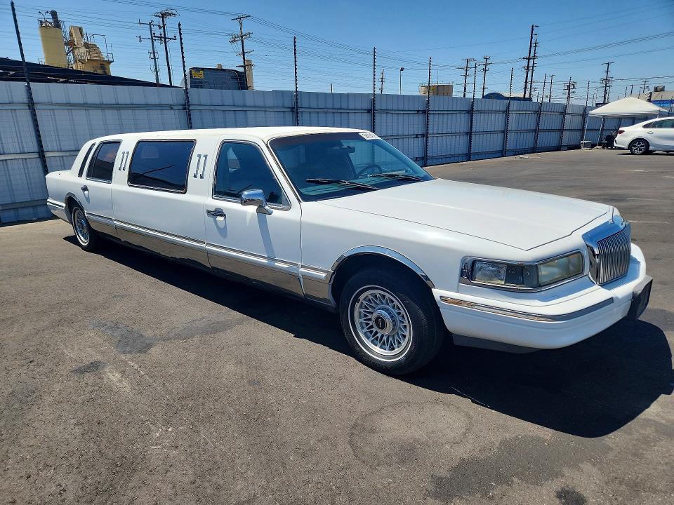 58934096 :رقم المزاد ، 1LNCM81F4LY774661 vin ، 1990 Lincoln Town Car مزاد بيع