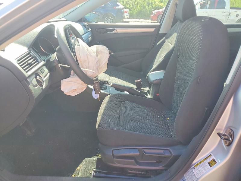 57118516 :رقم المزاد ، 1VWAT7A32HC057854 vin ، 2017 Volkswagen Passat مزاد بيع