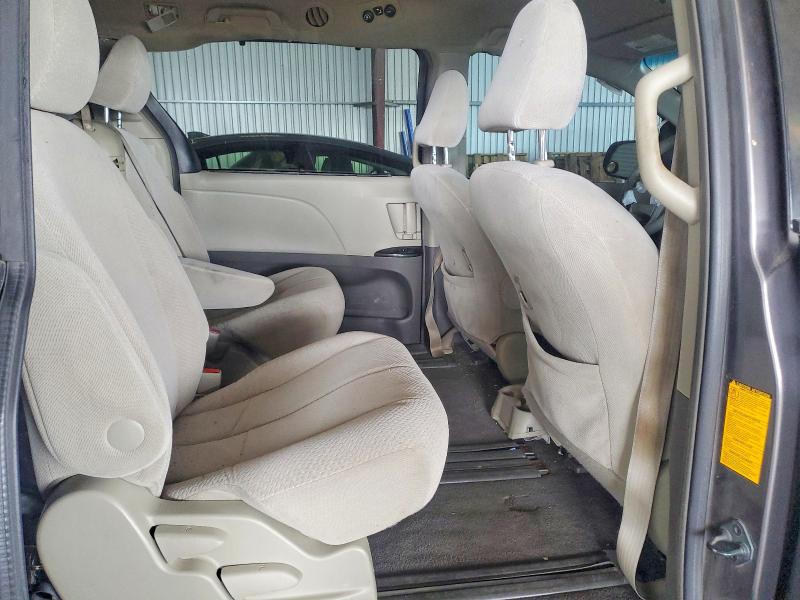 57550336 :رقم المزاد ، 5TDKK3DC5BS050336 vin ، 2011 Toyota Sienna مزاد بيع
