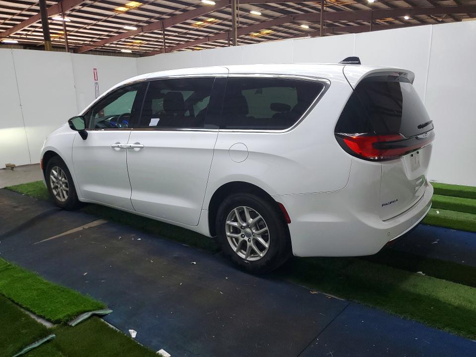 58624326 :رقم المزاد ، 2C4RC1BG5SR513767 vin ، 2025 Chrysler Pacifica مزاد بيع