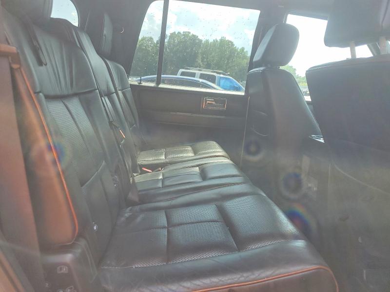 56190636 :رقم المزاد ، 5LMFU28527LJ05697 vin ، 2007 Lincoln Navigator مزاد بيع