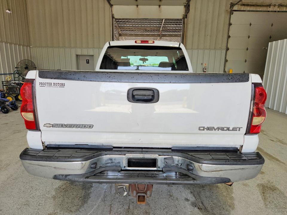58223886 :رقم المزاد ، 1GCHC23U55F838842 vin ، 2005 Chevrolet Silverado مزاد بيع