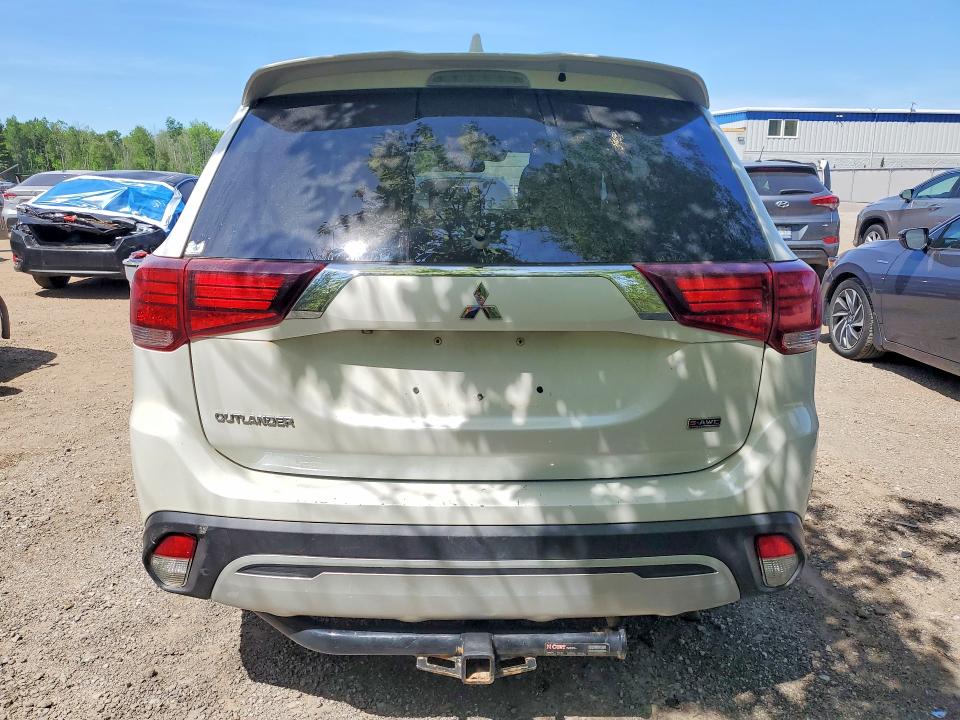 55776276 :رقم المزاد ، JA4AZ2A30LZ602177 vin ، 2020 Mitsubishi Outlander مزاد بيع