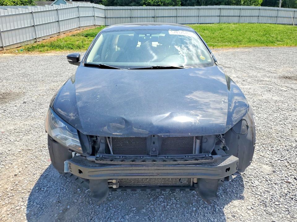 2013 Volkswagen Passat მანქანა იყიდება აუქციონზე, vin: 1VWBP7A3XDC073190, აუქციონის ნომერი: 57037676