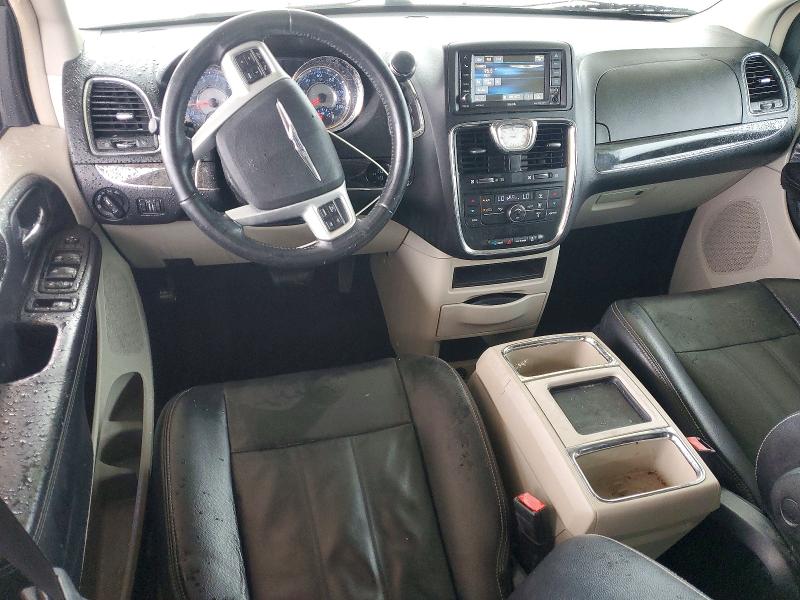 57524946 :رقم المزاد ، 2C4RC1BG5FR537640 vin ، 2015 Chrysler Town & Country مزاد بيع