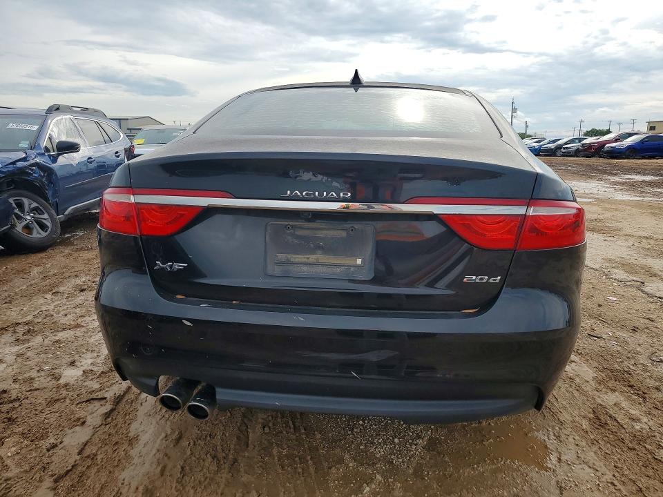 Aukcja sprzedaży 2017 Jaguar Xf, vin: SAJBD4BN4HCY46253, numer aukcji: 57422696