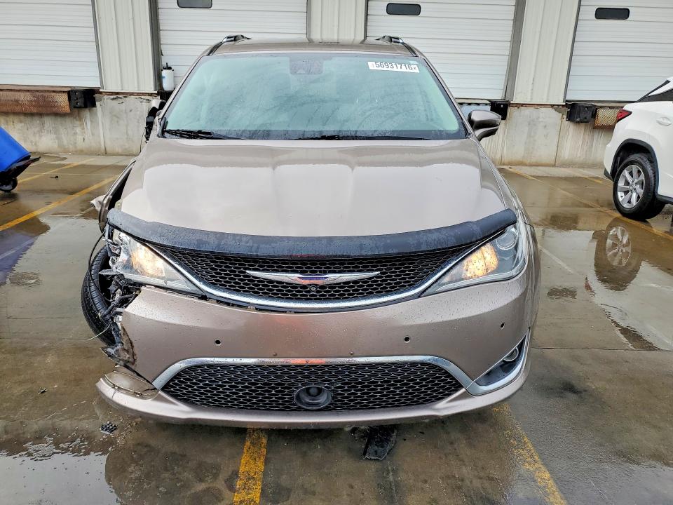 56931716 :رقم المزاد ، 2C4RC1EG7HR768926 vin ، 2017 Chrysler Pacifica مزاد بيع