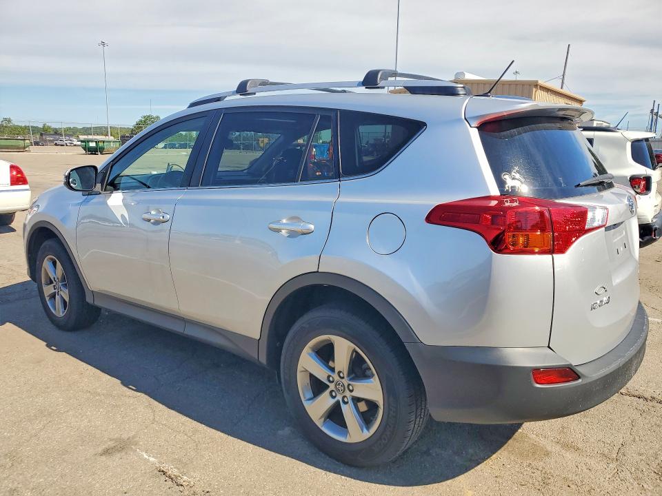 2015 Toyota Rav4 მანქანა იყიდება აუქციონზე, vin: JTMRFREV0FD144163, აუქციონის ნომერი: 57209656