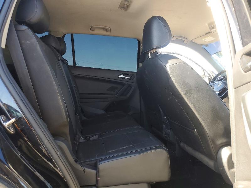 2018 Volkswagen Tiguan მანქანა იყიდება აუქციონზე, vin: 3VV3B7AX9JM023143, აუქციონის ნომერი: 56138536