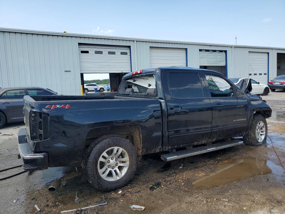 Продажа на аукционе авто 2018 Chevrolet Silverado, vin: 3GCUKREC2JG390910, номер лота: 58579446