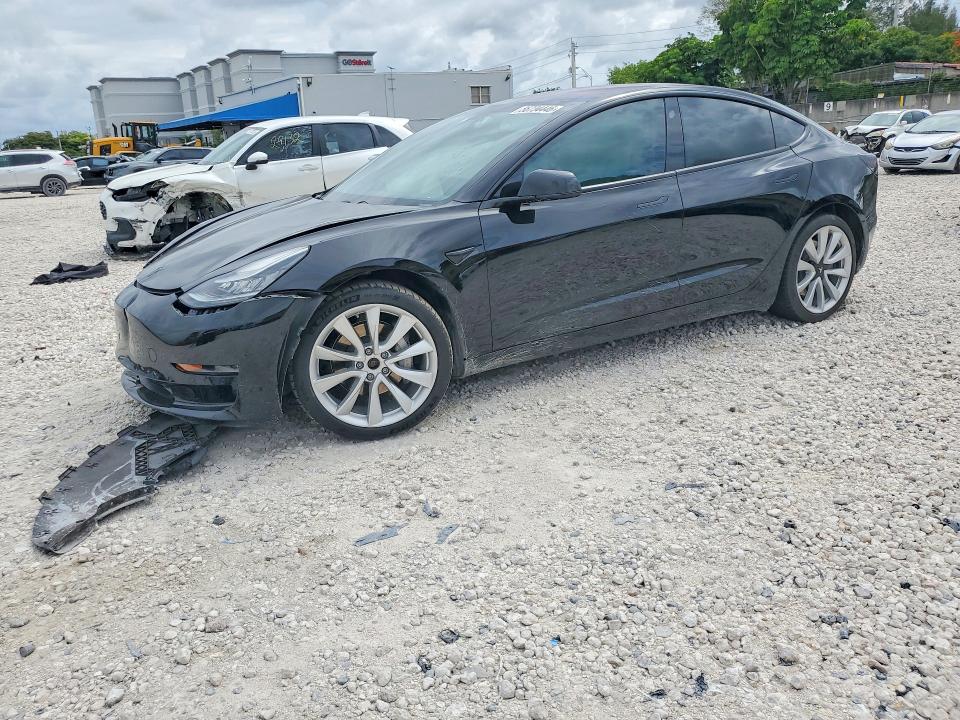 56734446 :رقم المزاد ، 5YJ3E1EB6JF184636 vin ، 2018 Tesla Model 3 مزاد بيع
