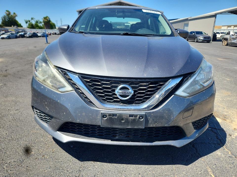 56084266 :رقم المزاد ، 3N1AB7AP1HL639282 vin ، 2017 Nissan Sentra مزاد بيع