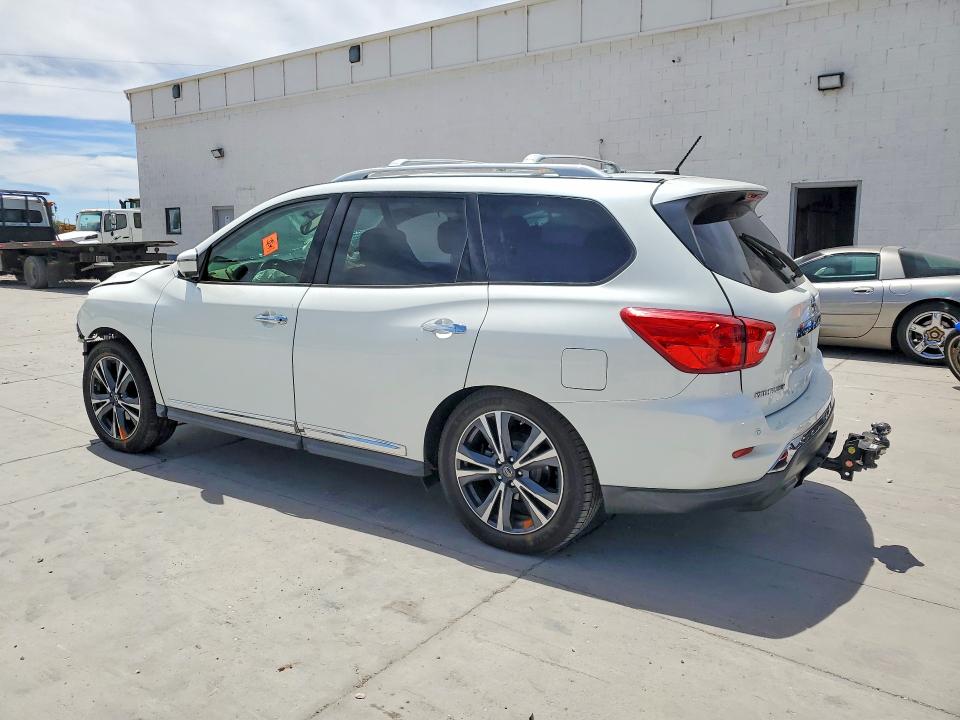 57500396 :رقم المزاد ، 5N1DR2MN8JC653440 vin ، 2018 Nissan Pathfinder مزاد بيع