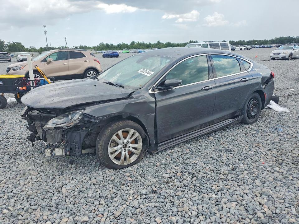 58381446 :رقم المزاد ، 1C3CCCCG5FN581557 vin ، 2015 Chrysler 200 مزاد بيع