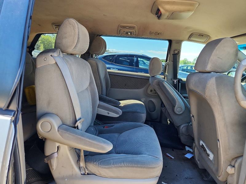 58478096 :رقم المزاد ، 5TDZA23C24S218207 vin ، 2004 Toyota Sienna مزاد بيع