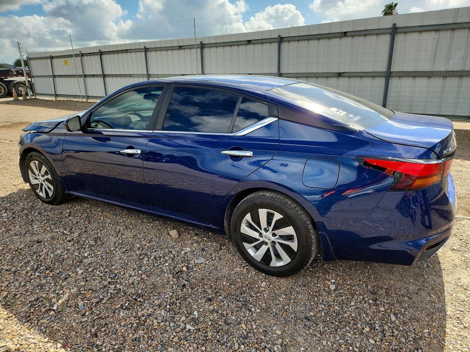 Продаж на аукціоні авто 2022 Nissan Altima, vin: 1N4BL4BV1NN323621, номер лоту: 56817286