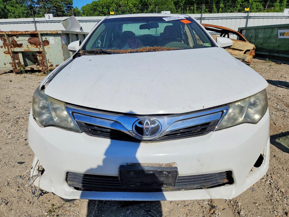 55655026 :رقم المزاد ، 4T4BF1FK1CR205850 vin ، 2012 Toyota Camry مزاد بيع