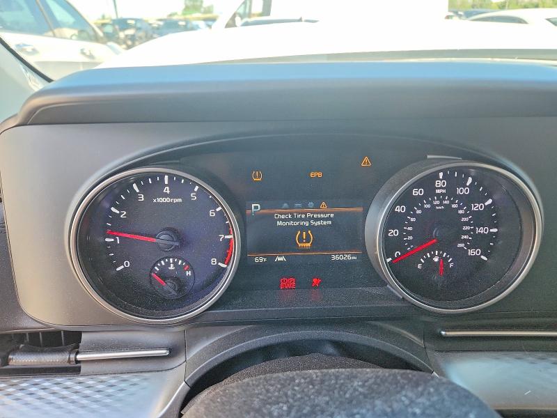 55852696 :رقم المزاد ، KNDNB4H33R6335835 vin ، 2024 Kia Carnival مزاد بيع