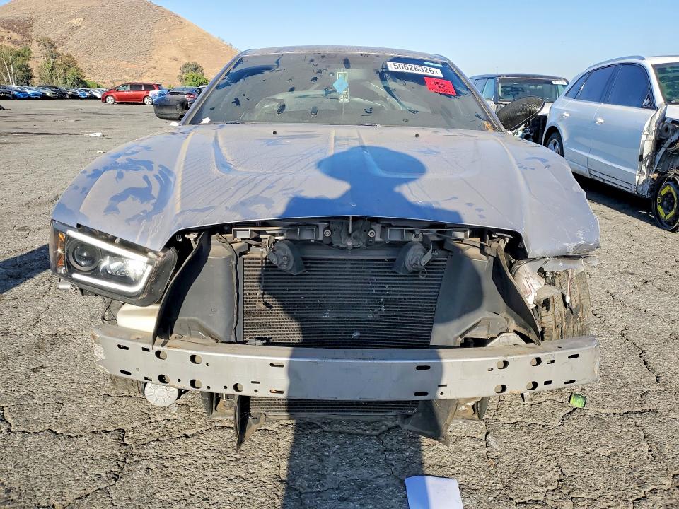 56628326 :رقم المزاد ، 2C3CDXBGXDH599998 vin ، 2013 Dodge Charger مزاد بيع