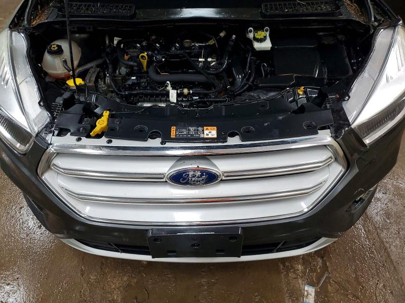 57199966 :رقم المزاد ، 1FMCU9GD5KUB82123 vin ، 2019 Ford Escape مزاد بيع