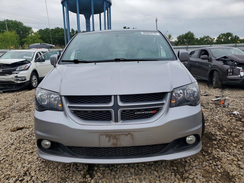 58582276 :رقم المزاد ، 2C4RDGEG1FR570016 vin ، 2015 Dodge Grand Caravan مزاد بيع