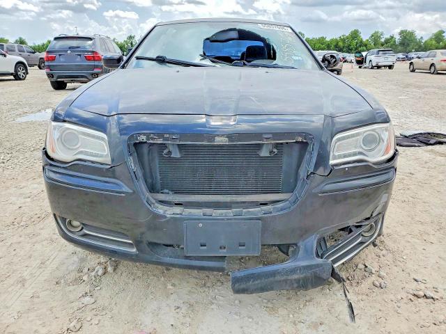 Продажа на аукционе авто 2013 Chrysler 300, vin: 2C3CCAAG6DH657042, номер лота: 55857696
