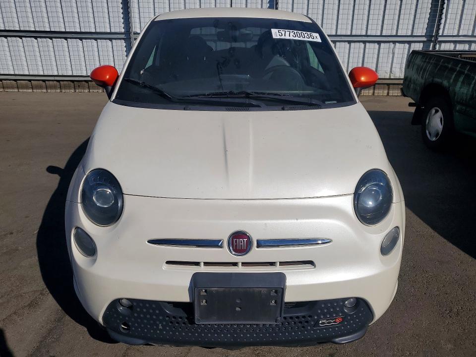 57730036 :رقم المزاد ، 3C3CFFGE2GT165257 vin ، 2016 Fiat 500 مزاد بيع