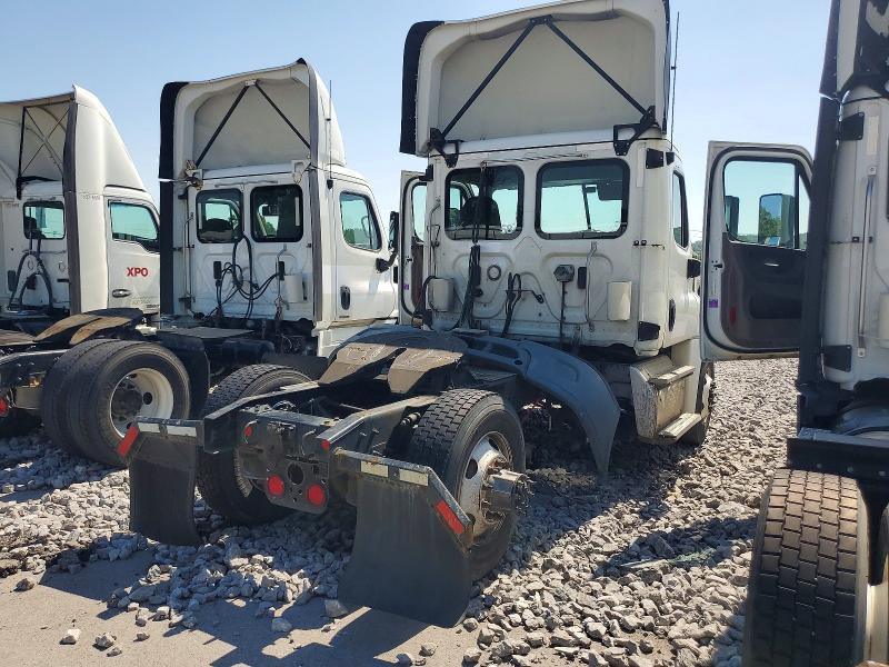 Продаж на аукціоні авто 2019 Freightliner Cascadia 125, vin: 3AKBGDDR0KSKS4646, номер лоту: 54422396