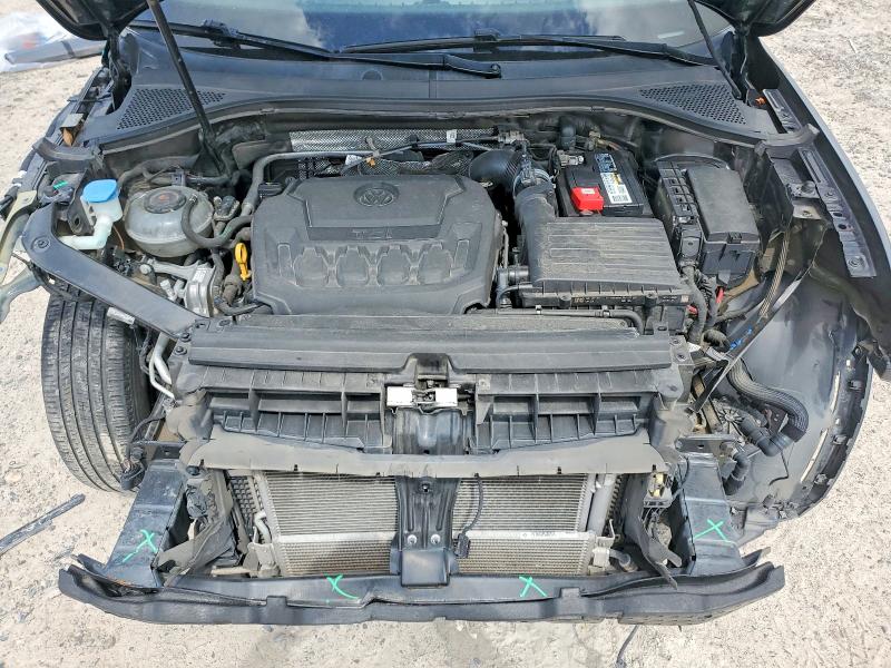 56943586 :رقم المزاد ، 3VV3B7AX5MM037691 vin ، 2021 Volkswagen Tiguan مزاد بيع