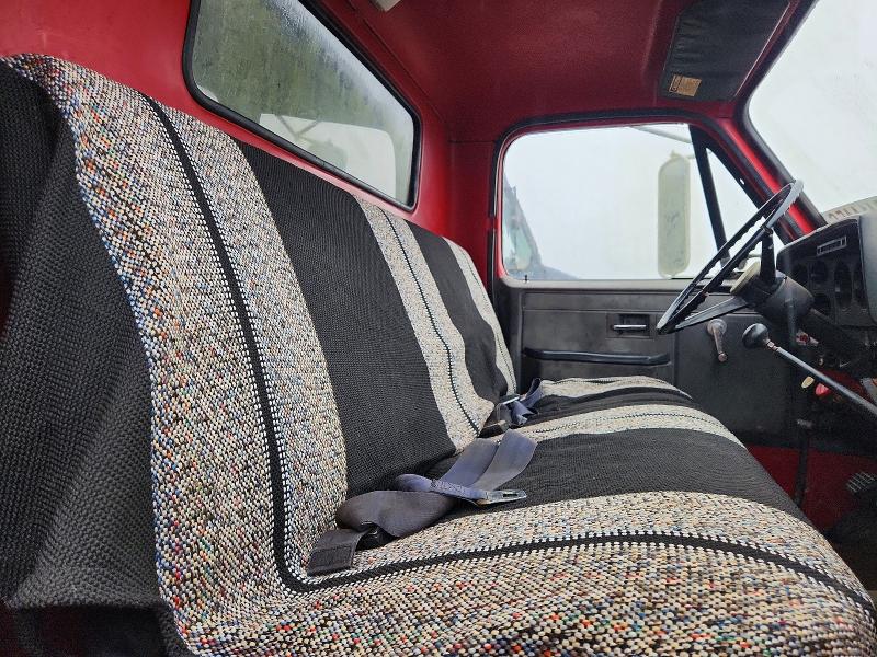 1987 Chevrolet C5000 მანქანა იყიდება აუქციონზე, vin: 1GBC5D1A0HV100518, აუქციონის ნომერი: 57414456