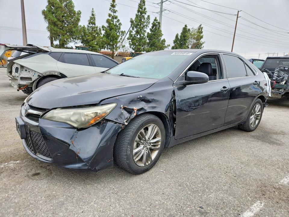 56535916 :رقم المزاد ، 4T1BF1FK1HU316254 vin ، 2017 Toyota Camry مزاد بيع
