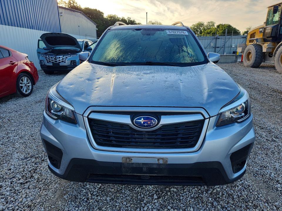 57027576 :رقم المزاد ، JF2SKAGC0LH565008 vin ، 2020 Subaru Forester مزاد بيع