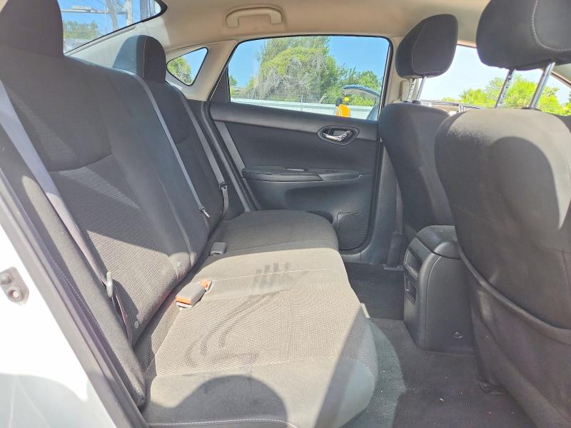 59004016 :رقم المزاد ، 3N1AB7AP6KY243892 vin ، 2019 Nissan Sentra مزاد بيع